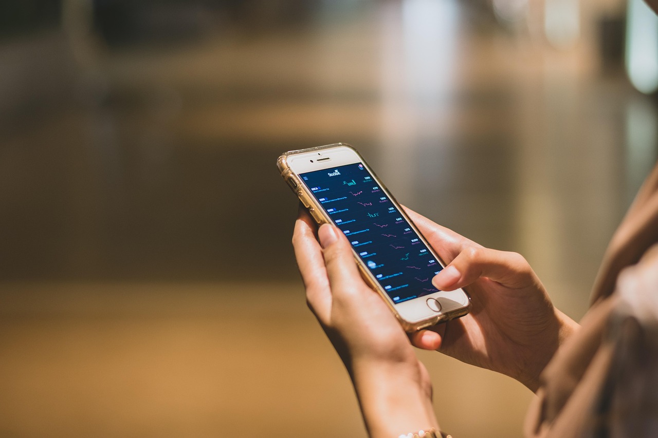 スマホを使った少額投資のやり方は？