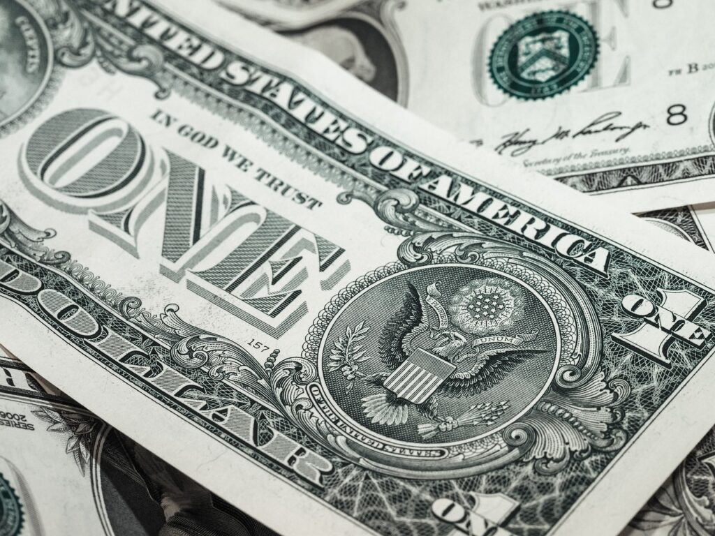 新NISAを利用した老後資金の積立はいくら必要ですか？